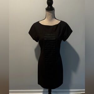 Trina Turk Accordion Front Sheath Shift Wool Dress Black Women’s size 4 Lined